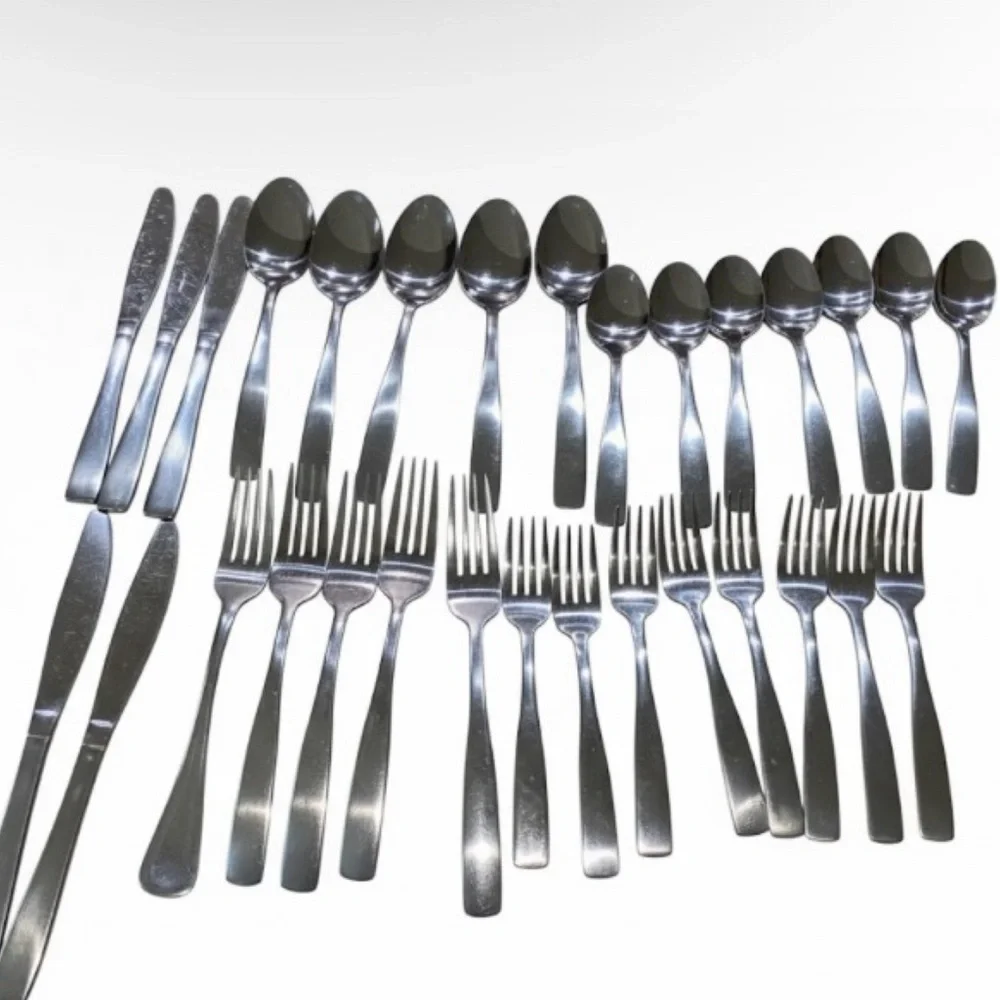 Cambridge/Stainless China 29 Piece Flatware Set 5 Knives 12 Spoons 12 Forks